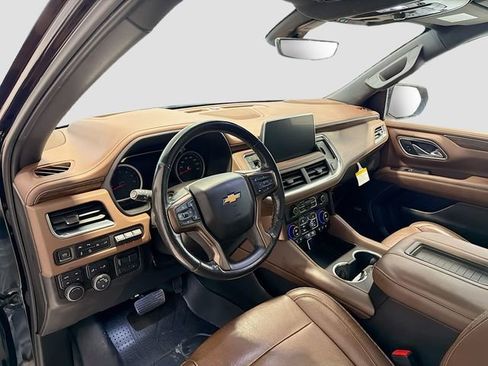 Certified 2021 Chevrolet Suburban High Country w/ Premium Package image 9