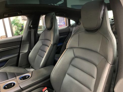 Used 2020 Porsche Taycan 4S w/ Premium Package AWD/4WD image 8