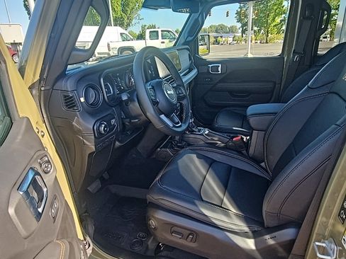 New 2025 Jeep Wrangler Unlimited Rubicon 392 image 10