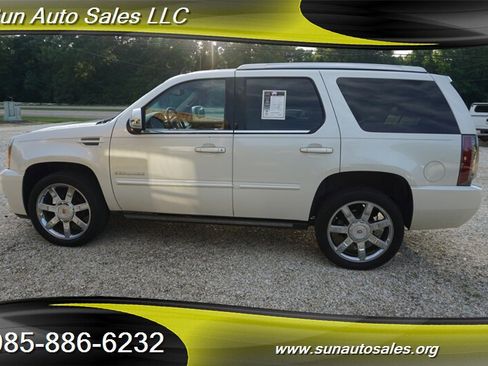 Used 2014 Cadillac Escalade Premium RWD image 39