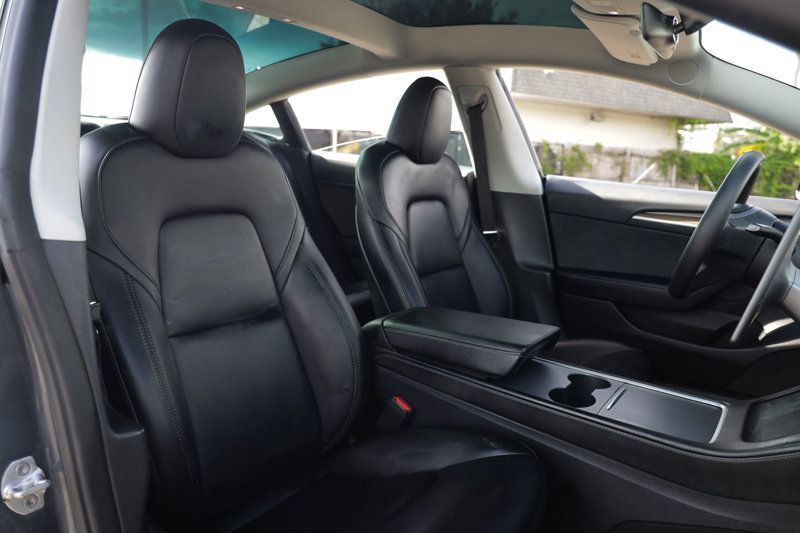 Used 2023 Tesla Model 3 Standard Range RWD image 19