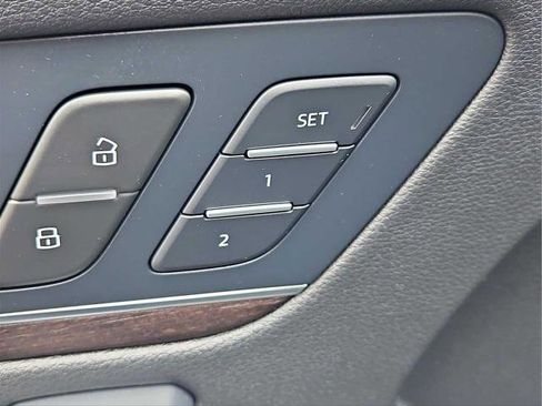 Certified 2025 Audi Q5 Prestige w/ Prestige Package AWD/4WD image 14