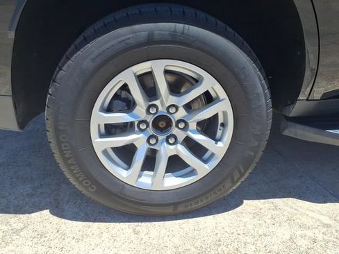 Used 2024 Chevrolet Tahoe LT RWD image 23