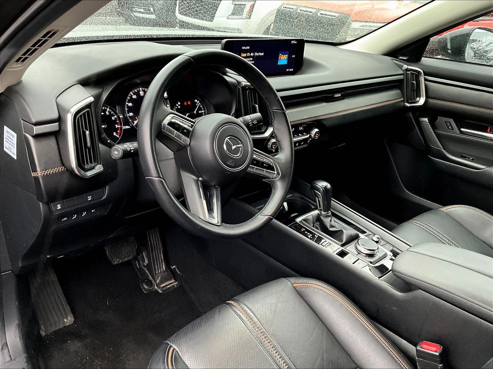 Used 2025 MAZDA CX-50 AWD 2.5 S w/ Premium Plus Pkg image 4