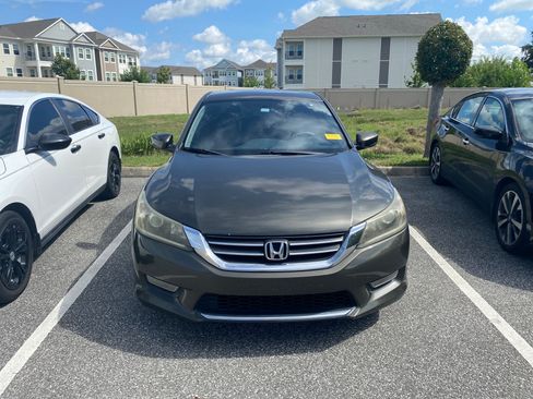 Used 2013 Honda Accord Sport image 2