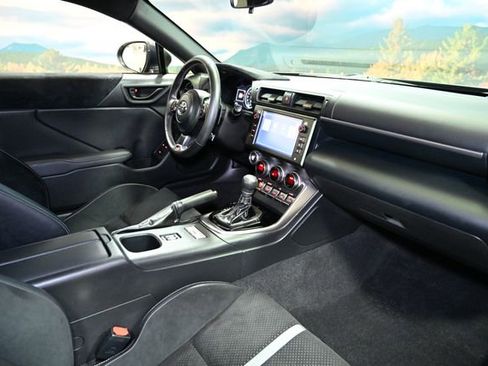 Used 2022 Toyota GR86 Premium image 43