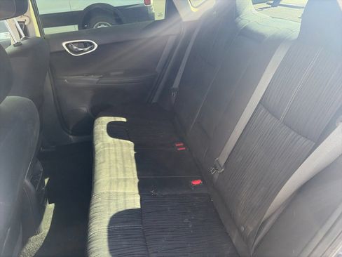 Used 2018 Nissan Sentra SV FWD image 9