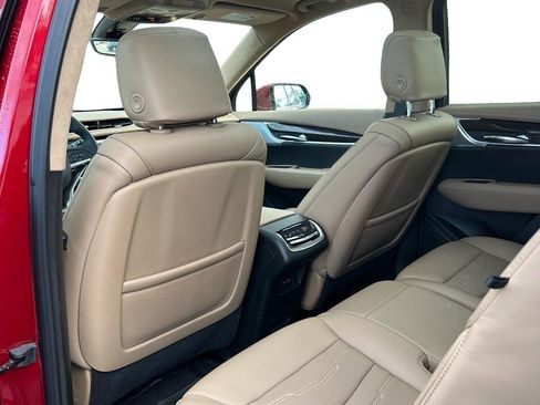 Certified 2025 Cadillac XT6 Premium Luxury w/ Platinum Package FWD image 7