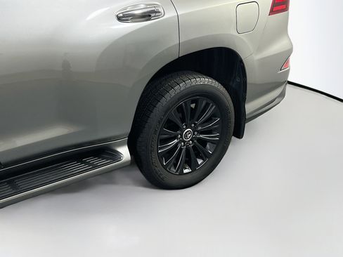 Used 2021 Lexus GX 460 Premium image 32