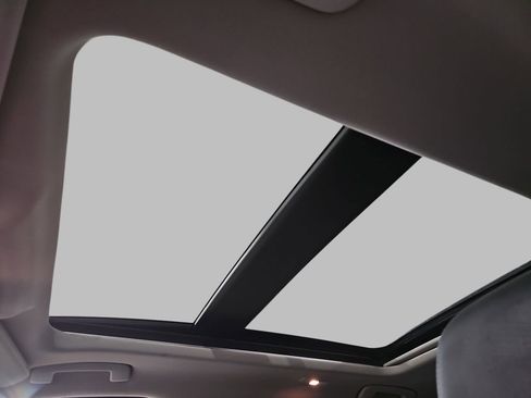 Used 2021 Nissan Rogue Platinum image 36