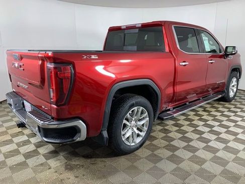 Used 2021 GMC Sierra 1500 SLT w/ SLT Convenience Package AWD/4WD image 4