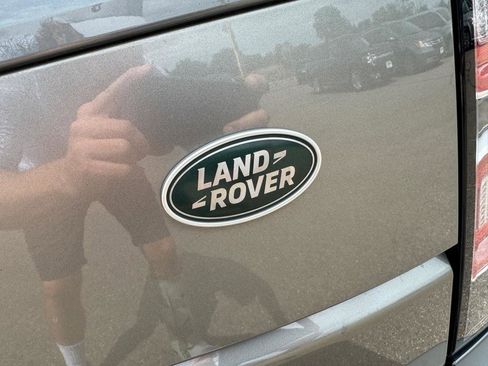 Used 2018 Land Rover Range Rover HSE AWD/4WD image 17