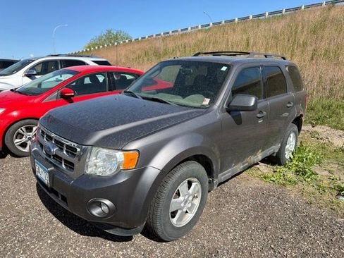 Used 2011 Ford Escape XLT w/ 202A Rapid Spec Order Code AWD/4WD image 1