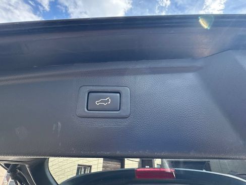 Used 2019 Subaru Outback 2.5i Limited AWD/4WD image 26