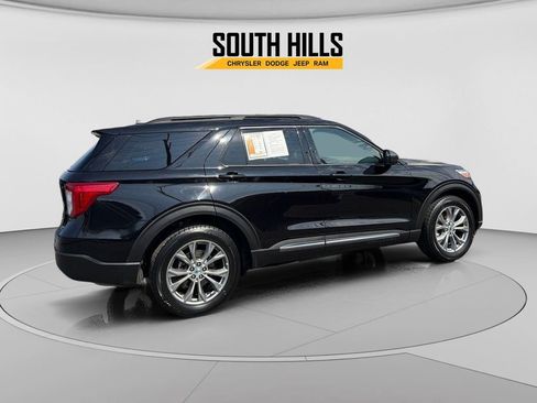 Used 2023 Ford Explorer XLT w/ Equipment Group 202A AWD/4WD image 7