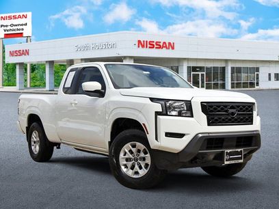 Used 2024 Nissan Frontier SV w/ Technology Package