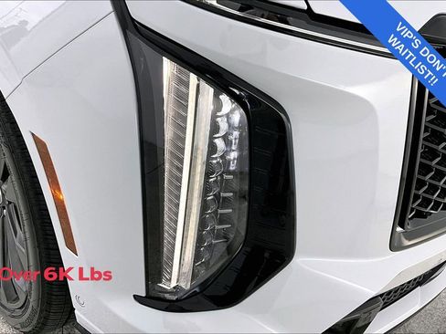 Used 2026 Cadillac Escalade V image 41