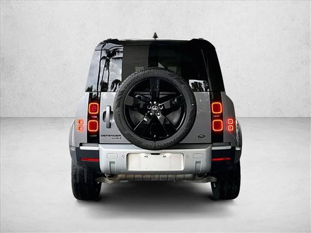 Used 2020 Land Rover Defender 110 SE AWD/4WD image 4