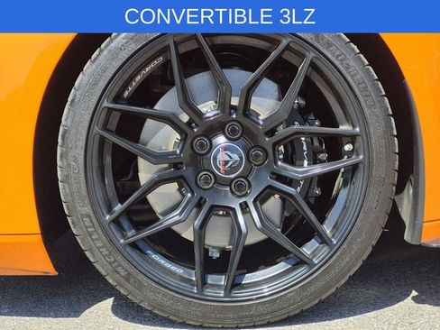 Used 2023 Chevrolet Corvette Z06 w/ Stealth Interior Trim Package RWD image 7