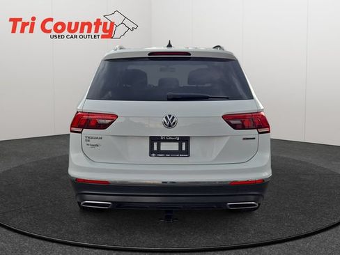 Used 2020 Volkswagen Tiguan SE w/ Panoramic Sunroof Package AWD/4WD image 7