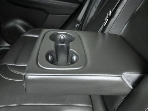 Used 2021 Buick Envision Essence AWD/4WD image 32