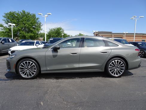 Used 2026 Audi A6 Premium Plus w/ Premium Plus Package AWD/4WD image 2