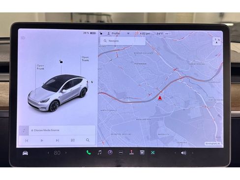 Used 2021 Tesla Model Y Long Range image 31