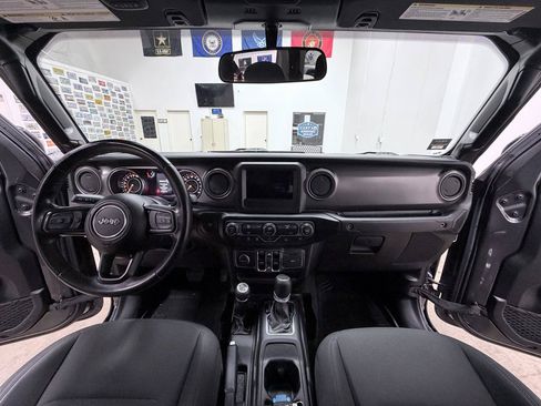 Used 2022 Jeep Gladiator Sport AWD/4WD image 26