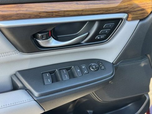 Used 2019 Honda CR-V Touring image 21