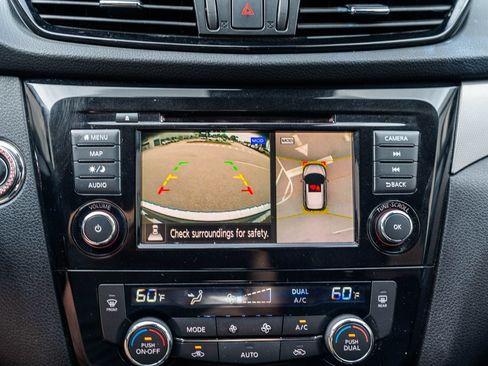 Used 2020 Nissan Rogue Sport SL w/ Premium Package FWD image 28