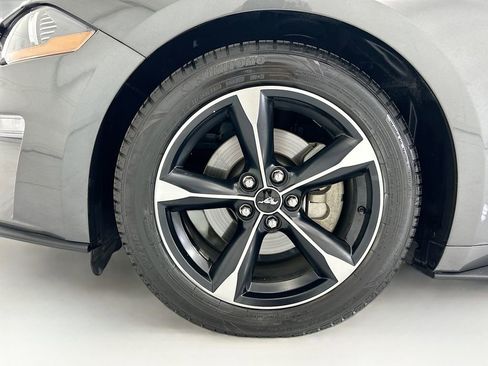 Used 2018 Ford Mustang EcoBoost w/ Equipment Group 101A image 25