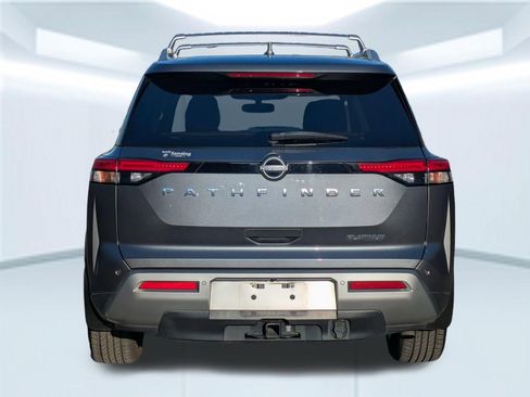 Used 2022 Nissan Pathfinder Platinum w/ Cargo Package image 4