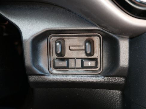 Used 2024 Ford Ranger XLT AWD/4WD image 32