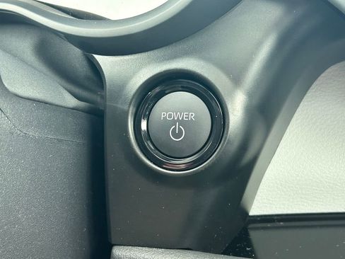 Certified 2026 Toyota Sienna XSE image 31