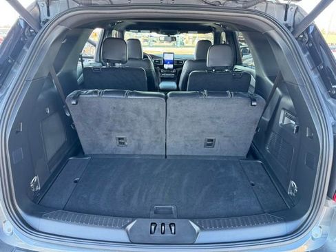 Used 2024 Ford Explorer ST w/ Equipment Group 401A image 28