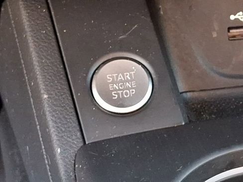 Used 2018 Audi A4 2.0T Ultra Premium image 27