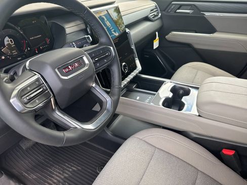 New 2026 GMC Acadia Elevation w/ LPO, Floor Liner Package image 9