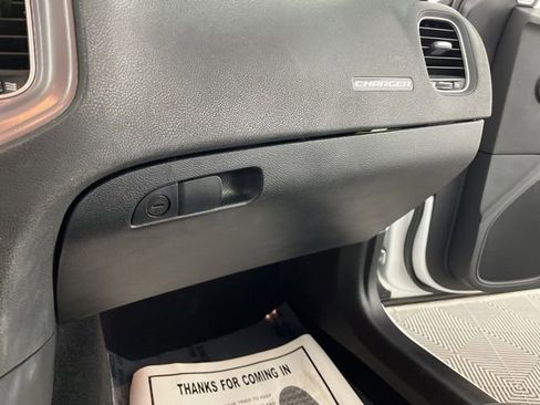 Used 2023 Dodge Charger SXT RWD image 36
