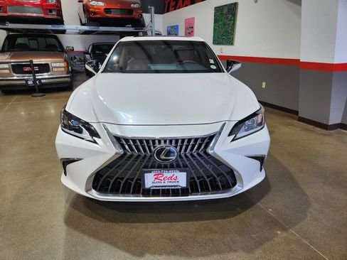 Used 2023 Lexus ES 300h image 50