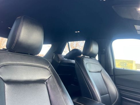 Certified 2020 Ford Explorer XLT w/ Equipment Group 202A image 18