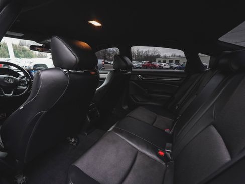 Used 2022 Honda Accord Sport image 30