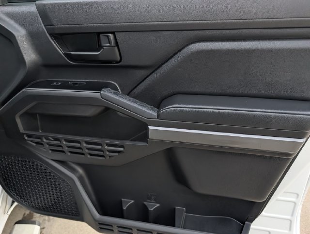 Certified 2025 Toyota Tacoma SR5 RWD image 34