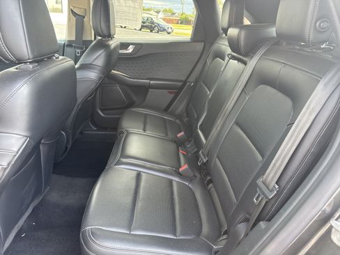 Used 2020 Ford Escape SEL AWD/4WD image 6