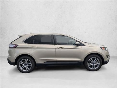 Used 2017 Ford Edge Titanium w/ Equipment Group 301A image 4