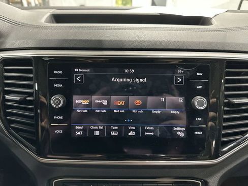 Used 2019 Volkswagen Atlas SEL Premium image 16