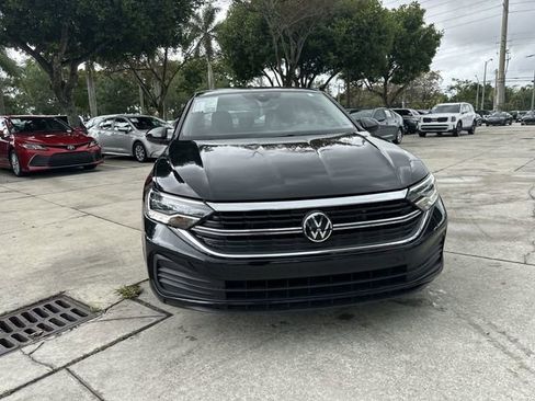 Used 2024 Volkswagen Jetta SE FWD image 21