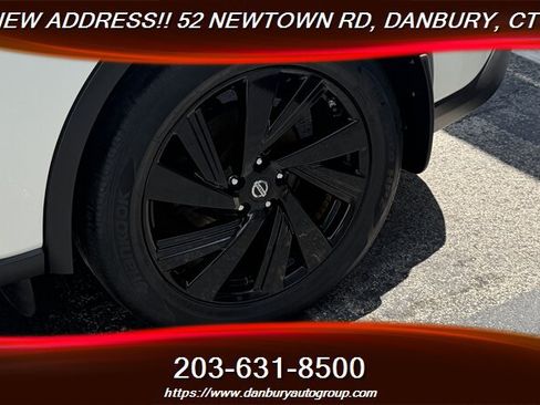 Used 2017 Nissan Murano Platinum w/ Platinum Technology Package AWD/4WD image 10