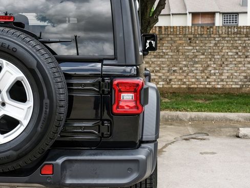 Used 2021 Jeep Wrangler Unlimited Sport image 59