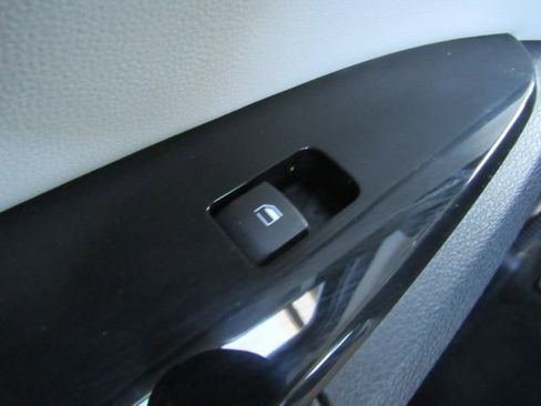 Used 2023 Kia Sportage EX image 30