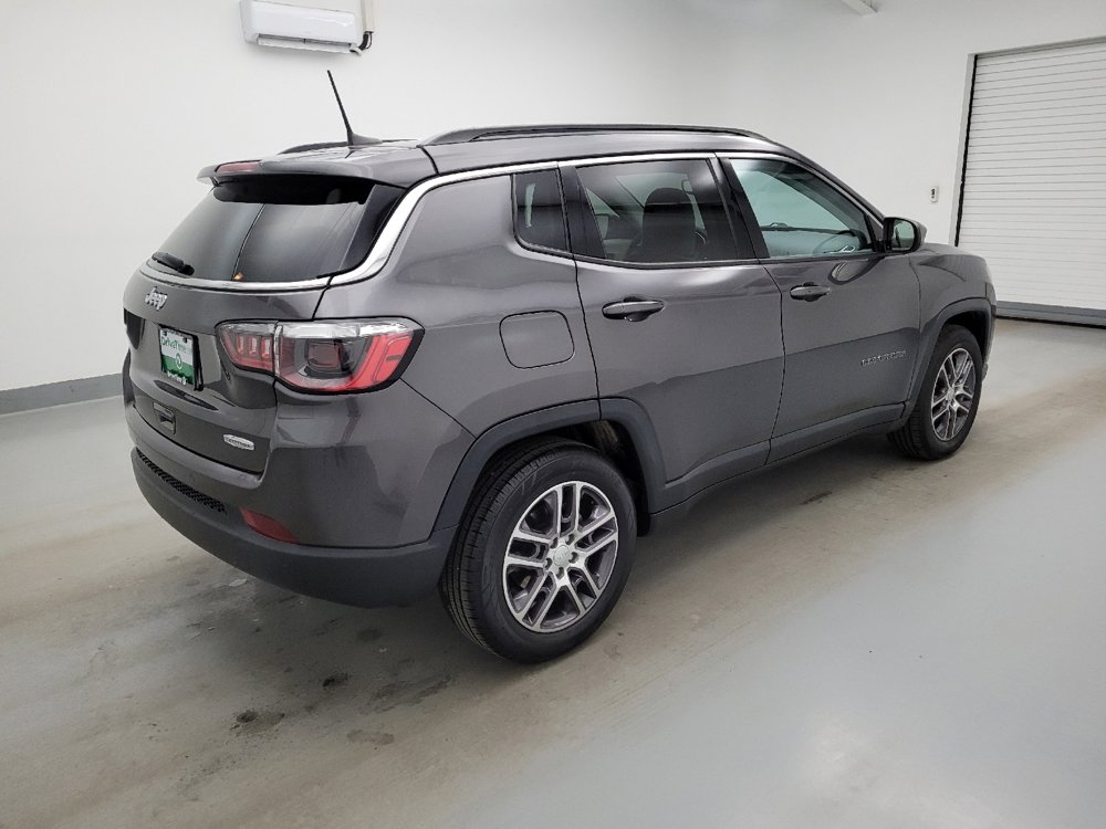 Used 2020 Jeep Compass Latitude FWD image 10